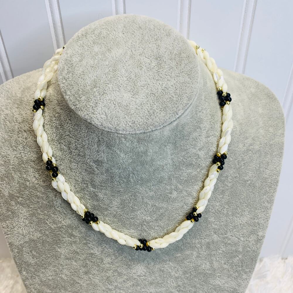 Vintage Pearly Bead Black God Twisted Woven Necklace 17"